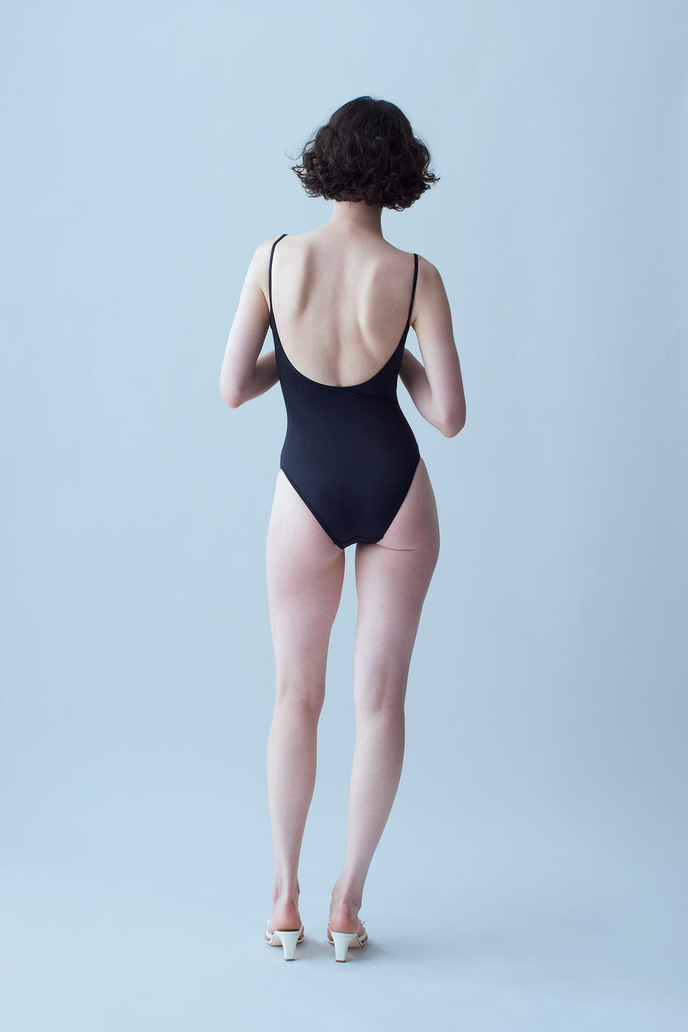 NOODLE SUIT